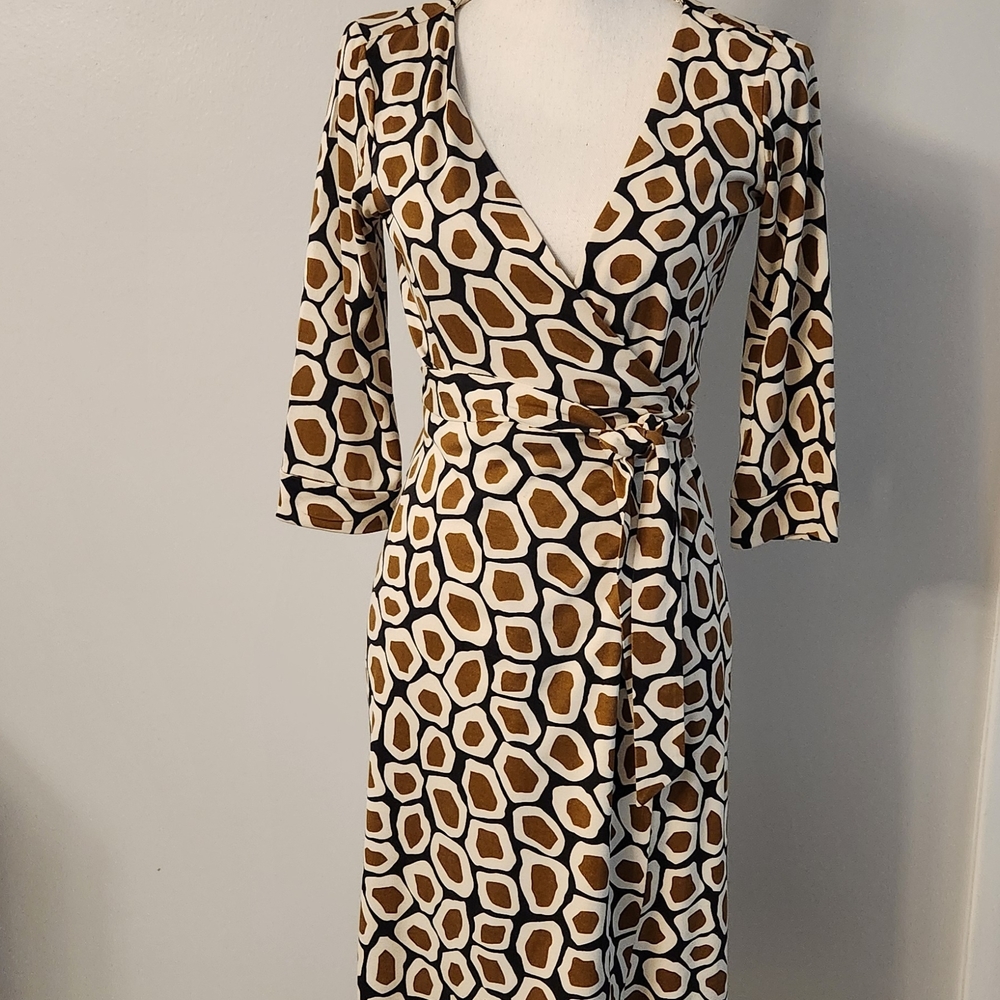 Diane Von Furstenberg Julian Two Silk Jersey Wrap Dress Size 4
